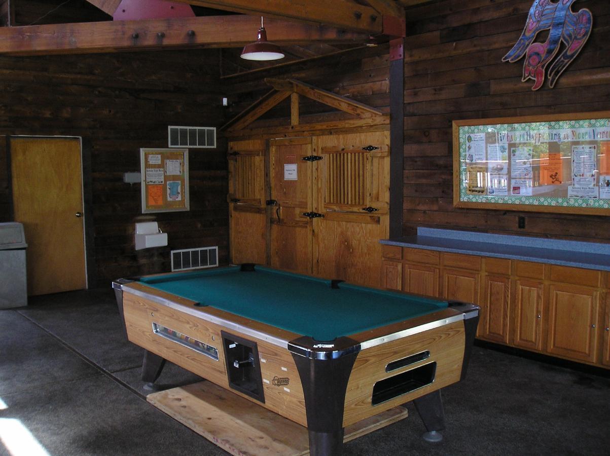 Mount Vernon Camping Resort 16 Ft. Yurt 6 Bow エクステリア 写真